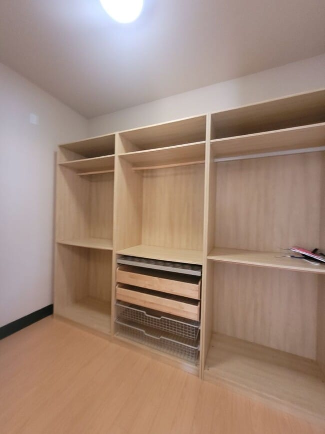 Building Photo - Lake front home in Westlake in Natomas, gated community