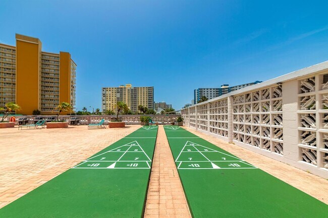 Building Photo - 405 N Ocean Blvd