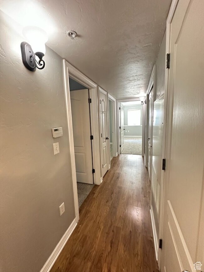 Building Photo - 574 S 2150 W