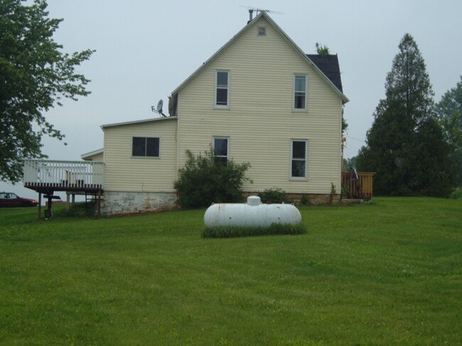 Building Photo - 18407 Green Rd