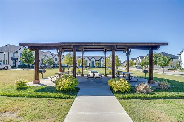 Building Photo - 7705 Reis Ln