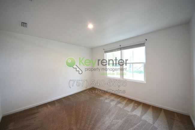 Building Photo - 49 Manilla Cir