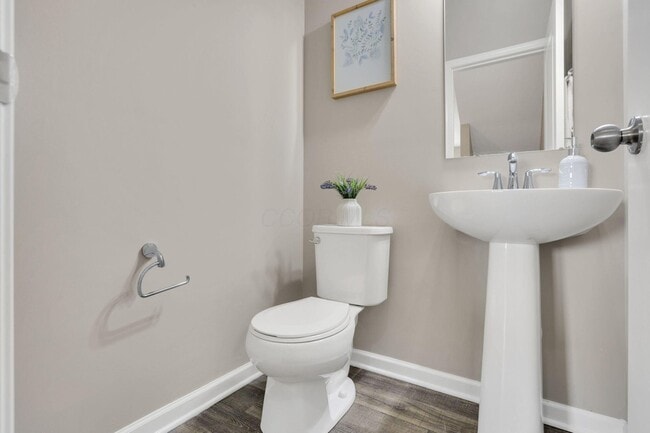 Primary Photo - 483 Autumn Ridge Cir