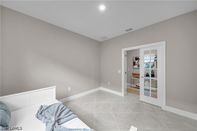 Building Photo - 19649 Aqua View Ln