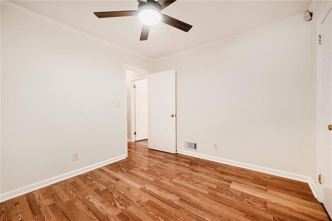 Building Photo - 1278 Fairhill Ln NE
