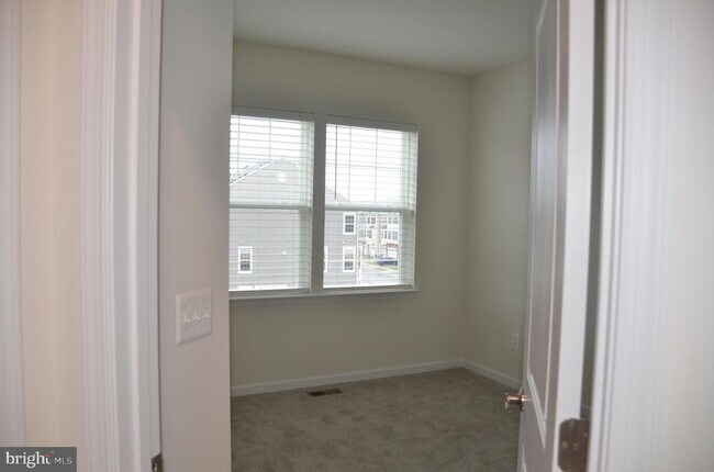 Building Photo - 5609 Tallyn Hunt Pl