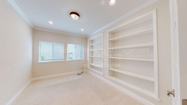 Building Photo - 152 Prospect Ln