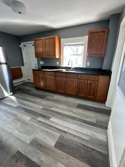 Building Photo - 20 Ashland Ave