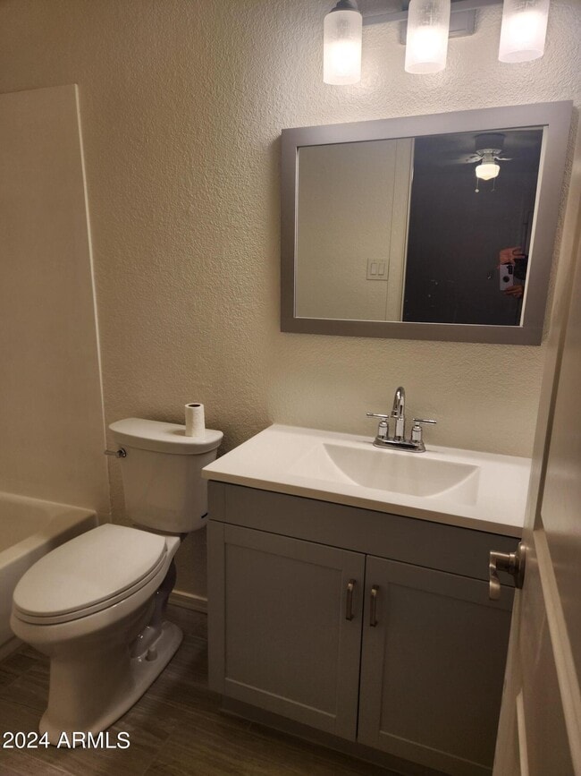 Building Photo - 97 N Cooper Rd