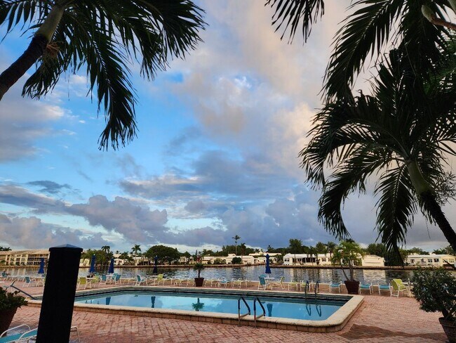 Building Photo - 2000 S Federal Hwy