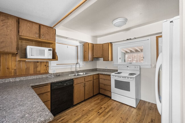 Building Photo - 1118 Cheri Way