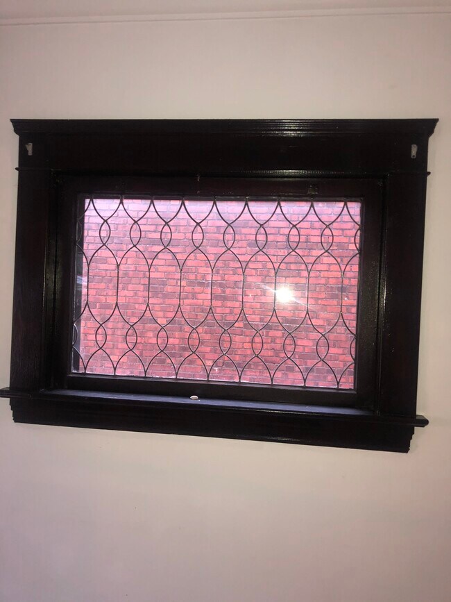 Window in living room - 2151 Broadview Rd