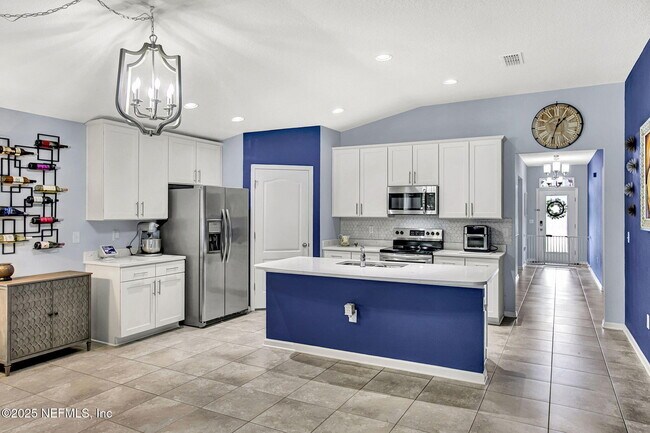 Building Photo - 7070 Sandle Dr