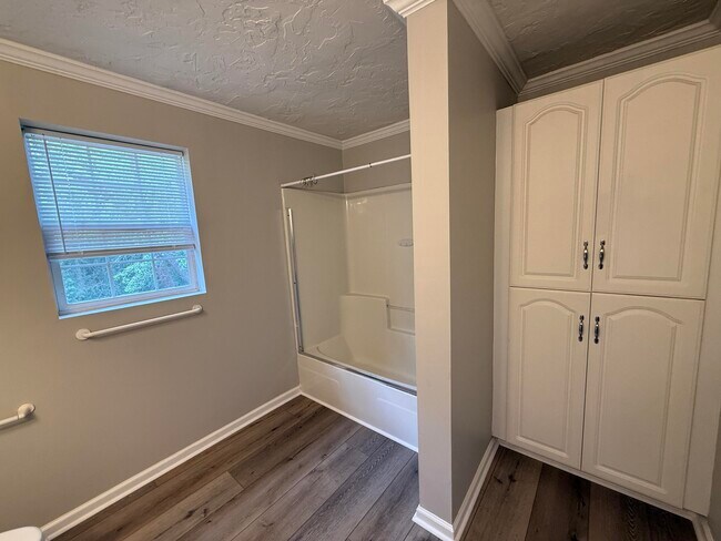 Building Photo - 72 Pisces Dr