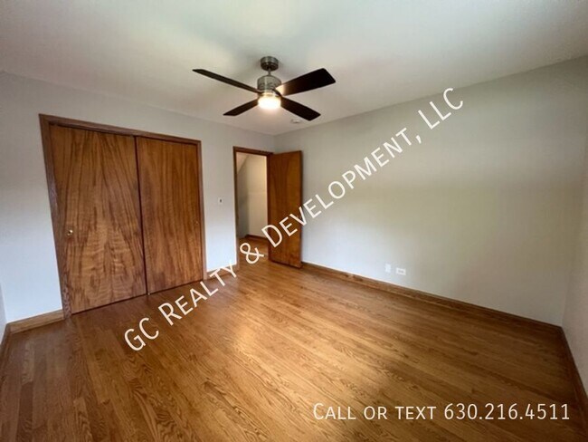 Building Photo - 942 59th St