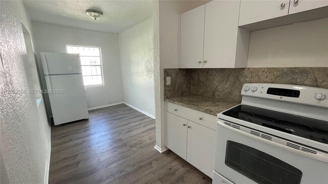 Building Photo - 1012 NW 66th St