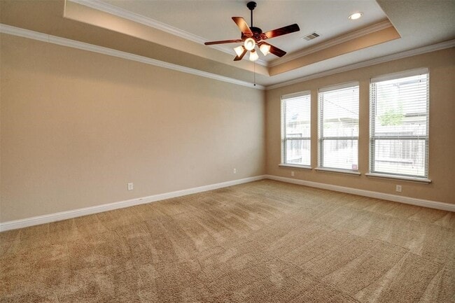 Building Photo - 106 Bella Sole