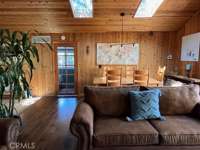 Building Photo - 456 S Skyline Dr
