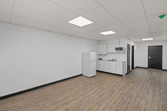 Building Photo - 164 Forsyth-Taneyville Rd