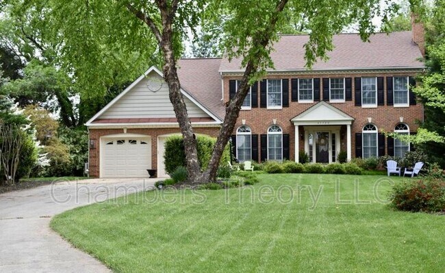 Primary Photo - 47760 Fathom Pl