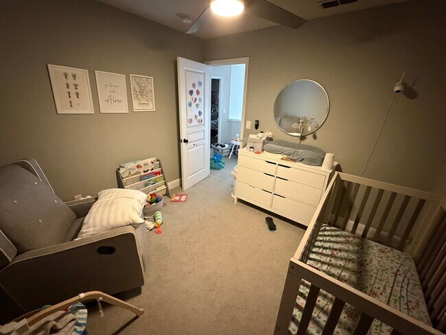 Building Photo - Remodeled 4-Bed Home with Pool in Charming Laguna West, Elk Grove Available now- Photos COMING SOON!