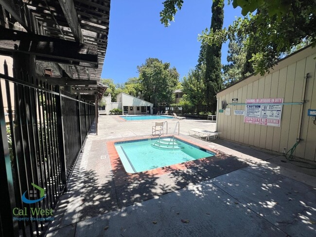 Building Photo - 930 Kiely Blvd