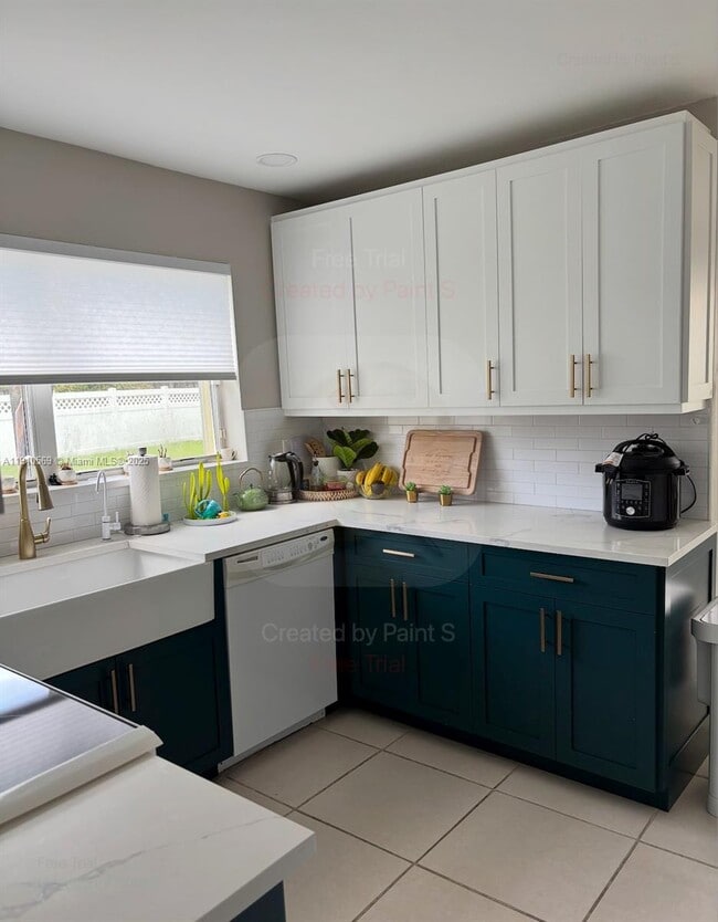 Building Photo - 6377 NW 39th Ct