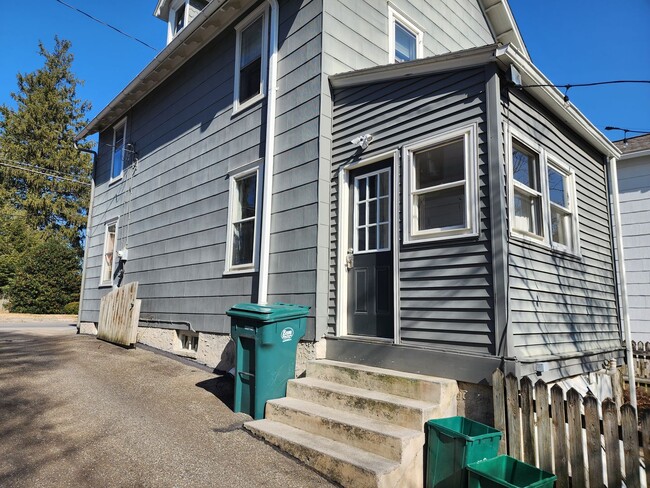 Building Photo - Beautiful 3 Bedroom House in Strasburg