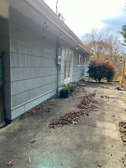 Building Photo - 26 Elkmont Dr