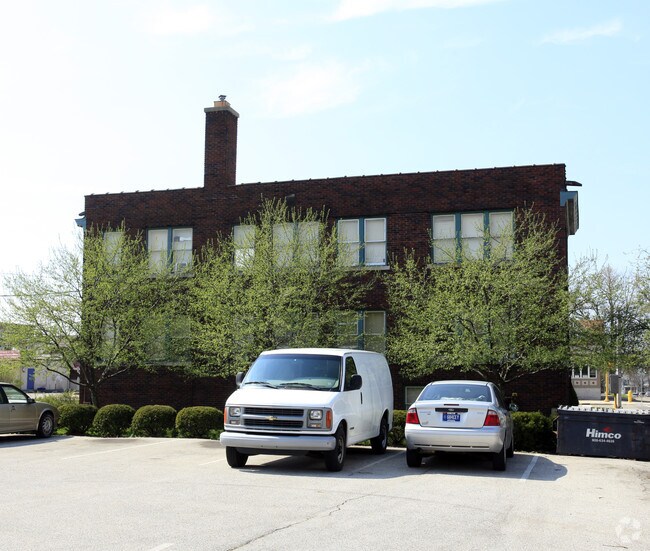 Building Photo - 130 N 2nd St