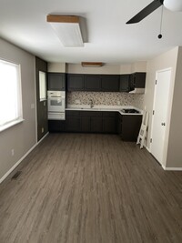 Building Photo - 1850 McKelvey Rd