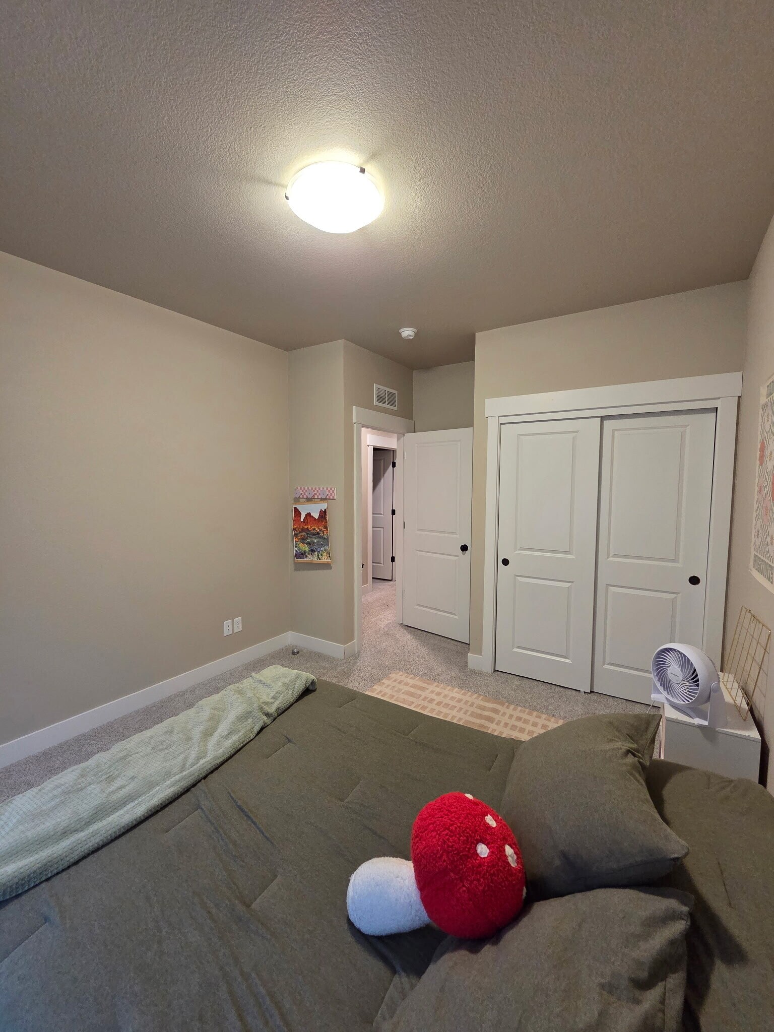 Building Photo - 8482 Cromwell Dr