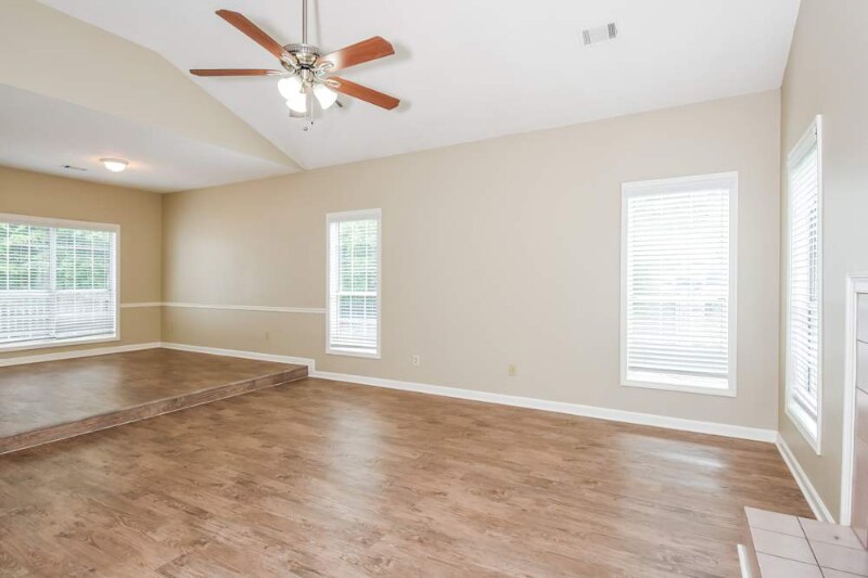 Building Photo - 2041 Stone Forest Dr