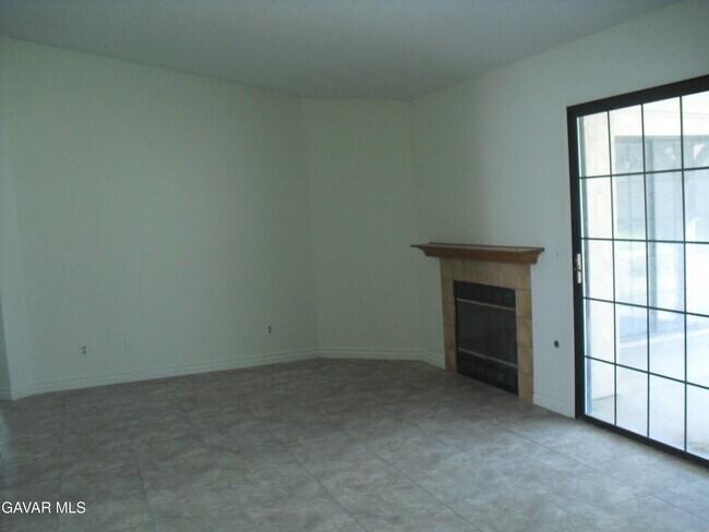 Building Photo - 5350 Blue Sage Dr