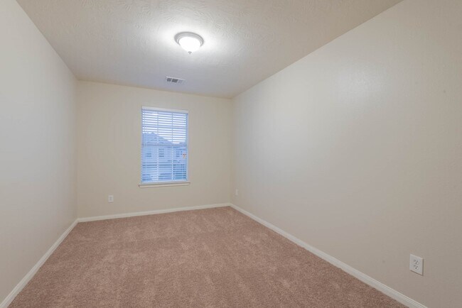 Building Photo - 2607 Kiplands Way Dr