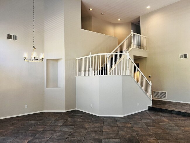 Building Photo - 4984 Riding Ridge Rd