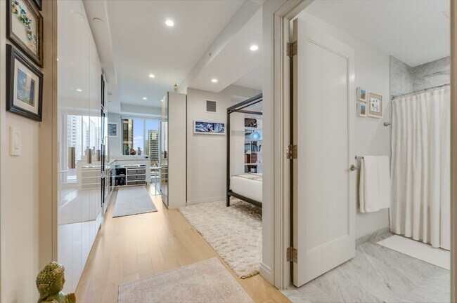 Building Photo - 135 Seaport Blvd
