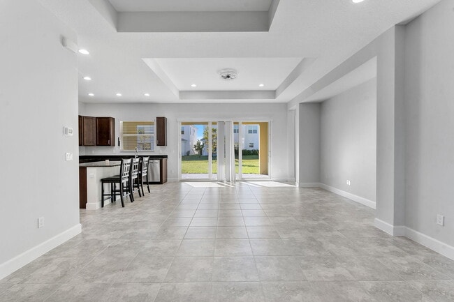 Building Photo - 5747 Shr Pne Pl