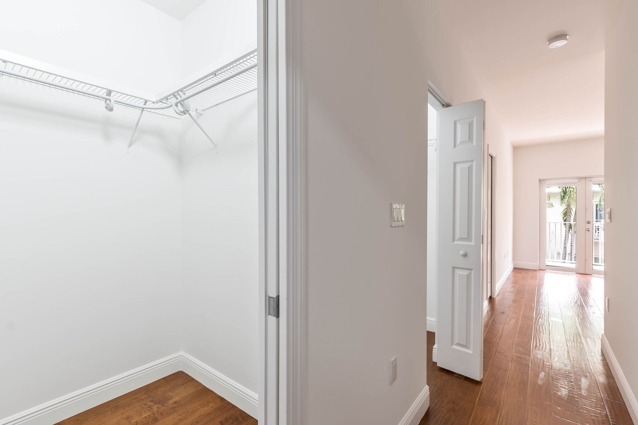 Building Photo - 3133 Hibiscus St