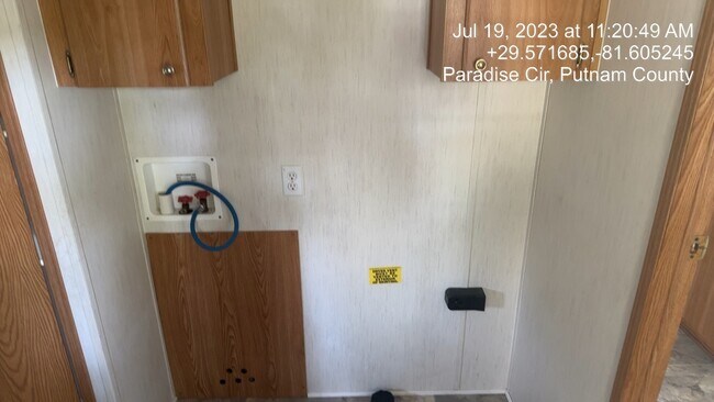 Building Photo - 312 Paradise Cir
