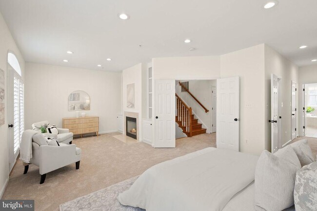 Building Photo - 42465 Regal Wood Dr