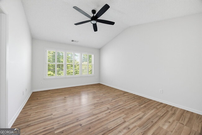 Building Photo - 2599 Alvecot Cir SE
