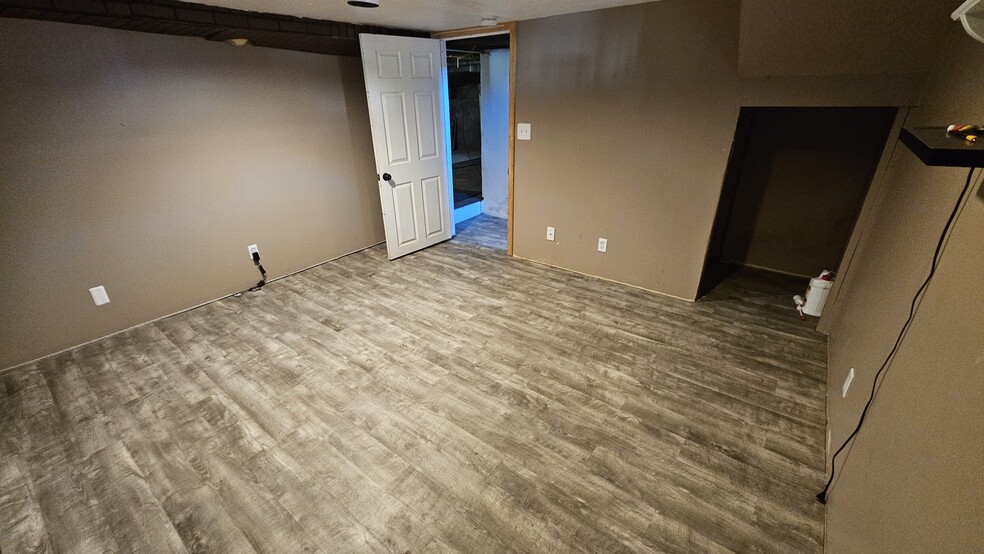 Building Photo - 35 Jackson St