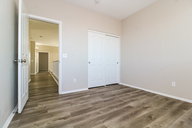 Building Photo - 29838 W Mitchell Ave