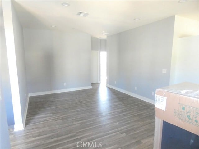 Building Photo - 1923 Holly Dr