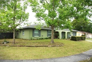 Building Photo - 9801 Bayside Ct
