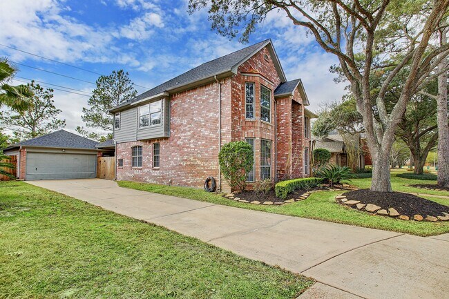 Building Photo - 23107 Lodgepoint Dr