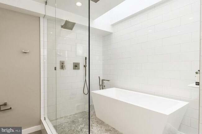 Primary shower and soaking tub - 765 Girard St NW