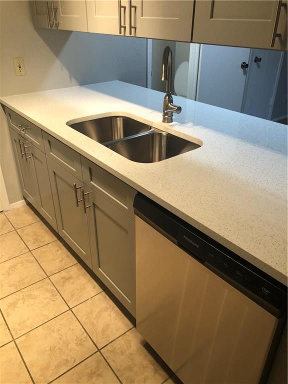 Building Photo - 1503 Allen Rd