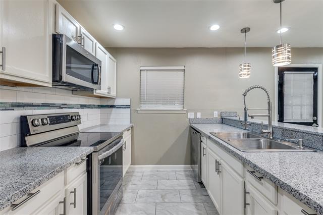 Building Photo - 4401 Tiptop St